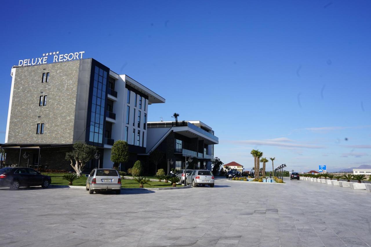 Deluxe Resort And Spa Koplik Buitenkant foto
